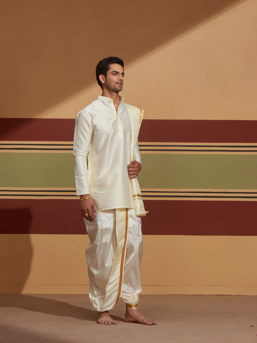 Mens Art Silk Cream Kurta Readymade Panchakacham Towel Gold Jari Border Combo Olir - Image 2